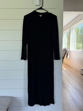 Black Long Sleeve Ribbed Maxi Dress - Classic Women's Dress